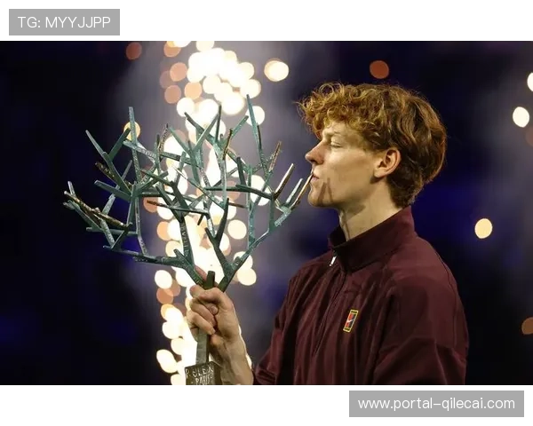 巴黎大师赛夺冠助辛纳登顶即时榜,年终第一悬念留至都灵总决赛